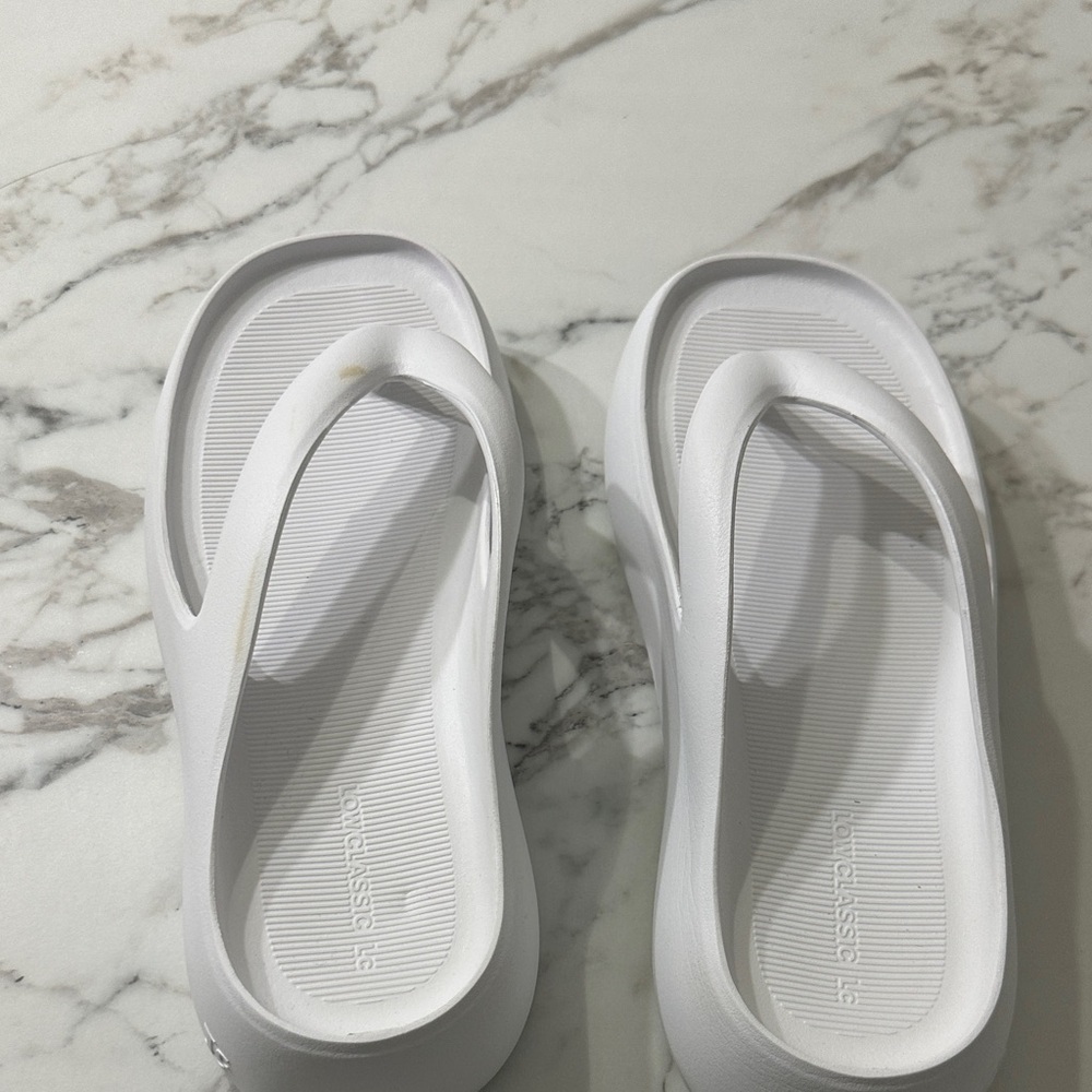 Low Classic Stylish White Sandals for Women Size 7 - Picture 2 of 7